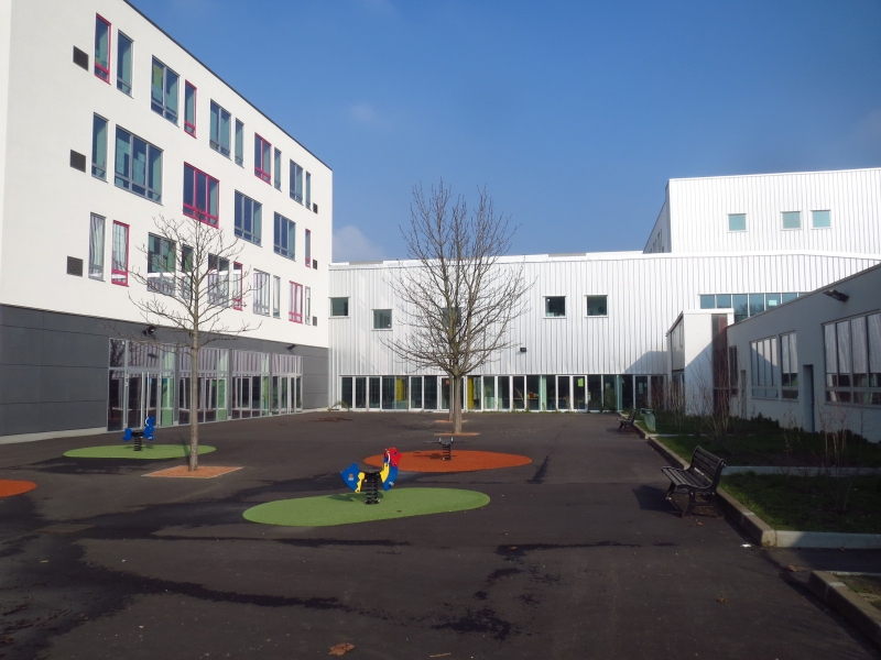 Réhabilitation et modernisation du groupe scolaire Robespierre à La